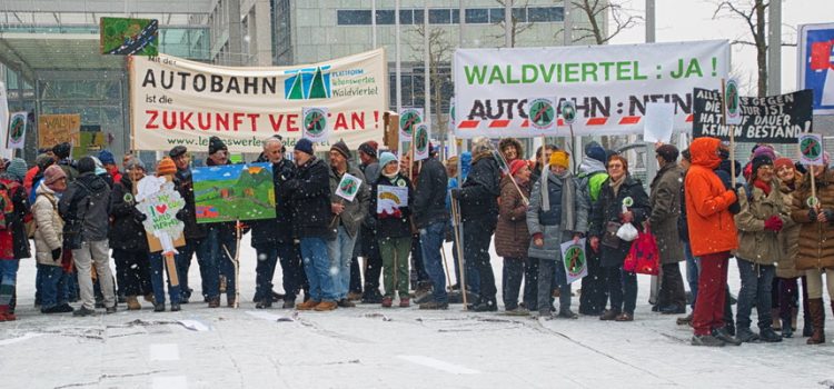 12. Dez. 2019 <br>Bericht von der Kundgebung gegen die Waldviertel Transitautobahn