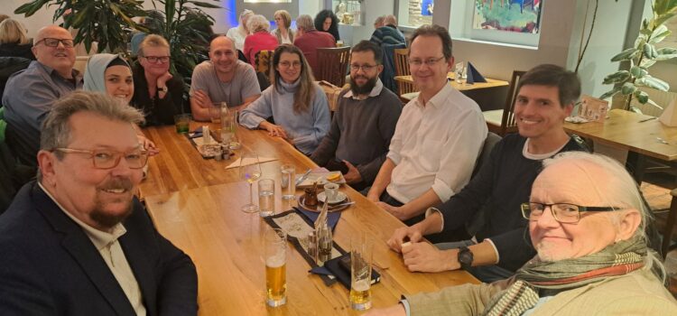 Wiener Neustadt: Radlobby und Klimabündnis feiern gemeinsam Weihnachten Wiener Neustadt: Radlobby und Klimabündnis feiern gemeinsam Weihnachten