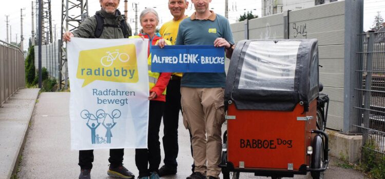 Radlobby Wiener Neustadt für Benennung der Brücke über die Zehnergasse Radlobby Wiener Neustadt für Benennung der Brücke über die Zehnergasse