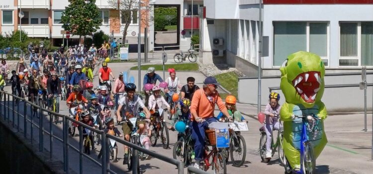 Die 3. „Kidicial Mass Melk – Radparade für Groß und Klein“ am 4. Mai 2024 war mit 85 TeilnehmerInnen ein voller Erfolg