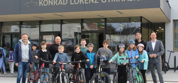 Gymnasium Gänserndorf und Sportmittelschule Matzen radeln um die Welt