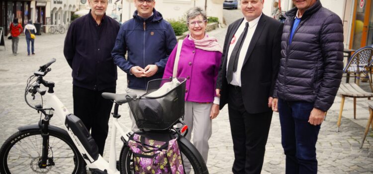 Aktion „Einkaufen mit dem Fahrrad & zu Fuß – RadlWadlPass 2024“ gestartet!