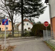 Minimallösung mit Stopptafel statt Lückenschluss