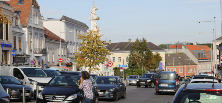 Verkehrshölle Stadtplatz? Stadtplatz mit Zukunft!