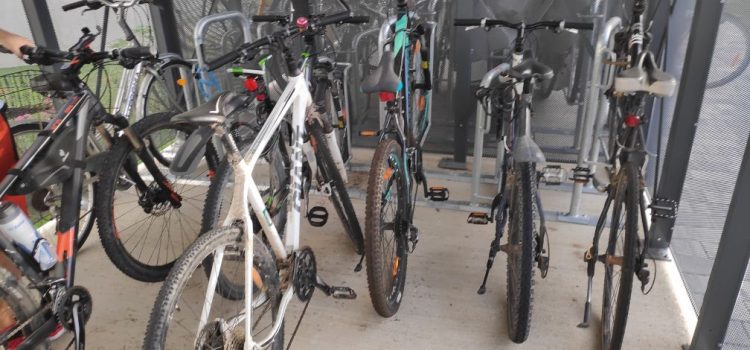 Radabstellanlagen im ALPENLAND-Wohnbau nachgebessert
