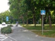 Radweg OHNE Benutzungspflicht beim Schlosspark