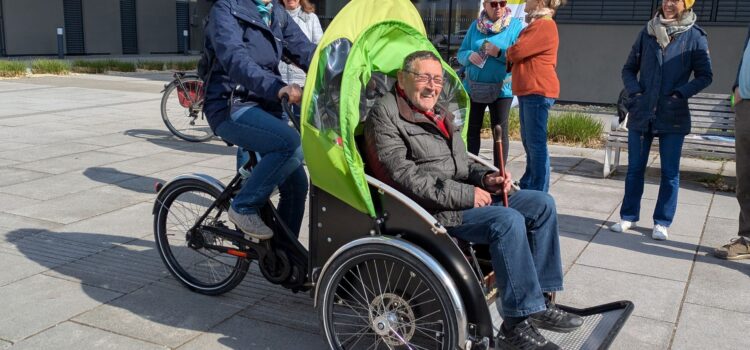 Wolkersdorf fährt ab – auf die Rikscha! Wolkersdorf fährt ab – auf die Rikscha!